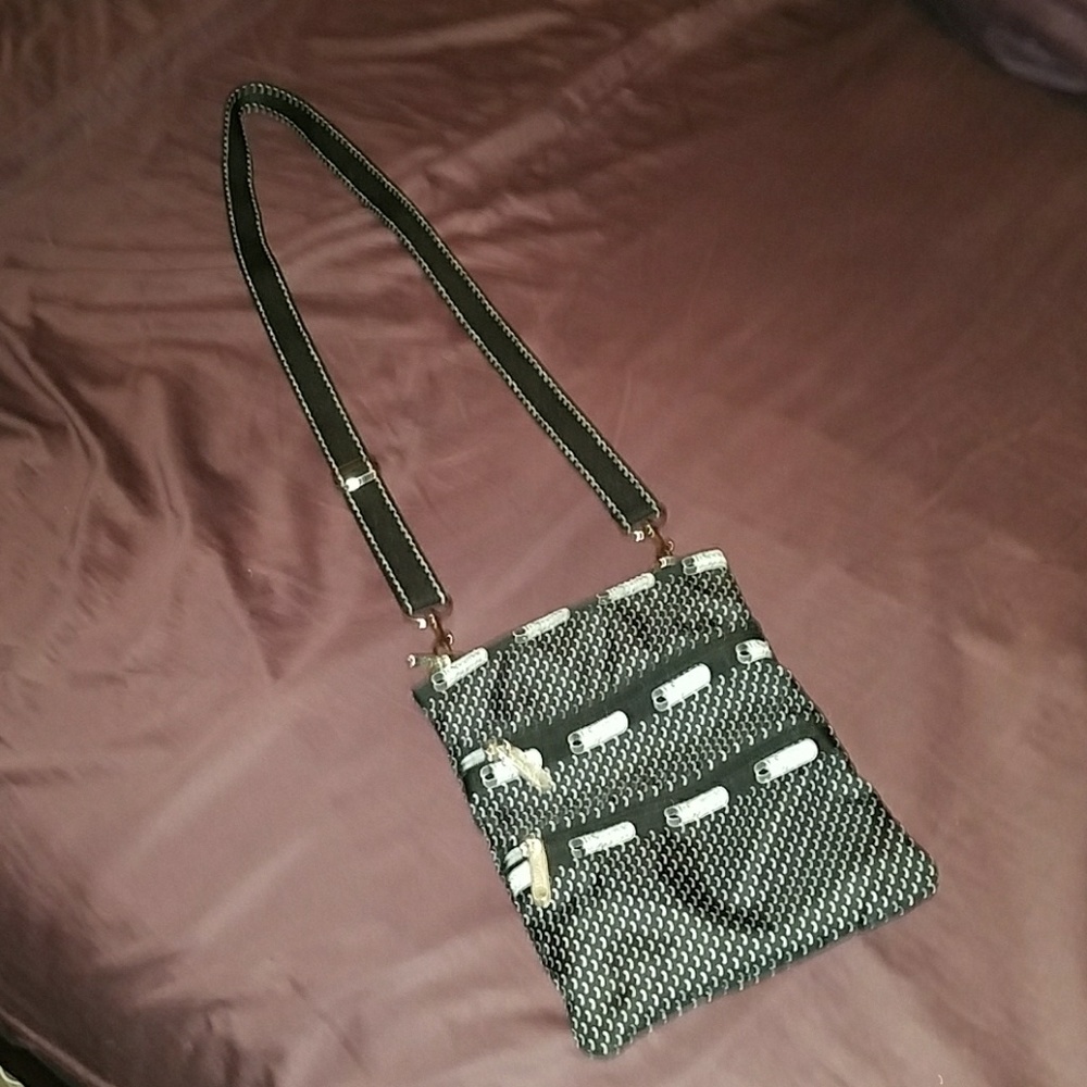 Lesportsac purse with 3 sections