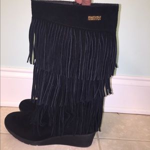 Kenneth Cole fringe wedge boot