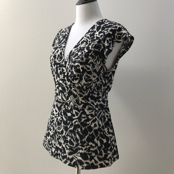 BCBGMaxAzria black & white top - Picture 2 of 4