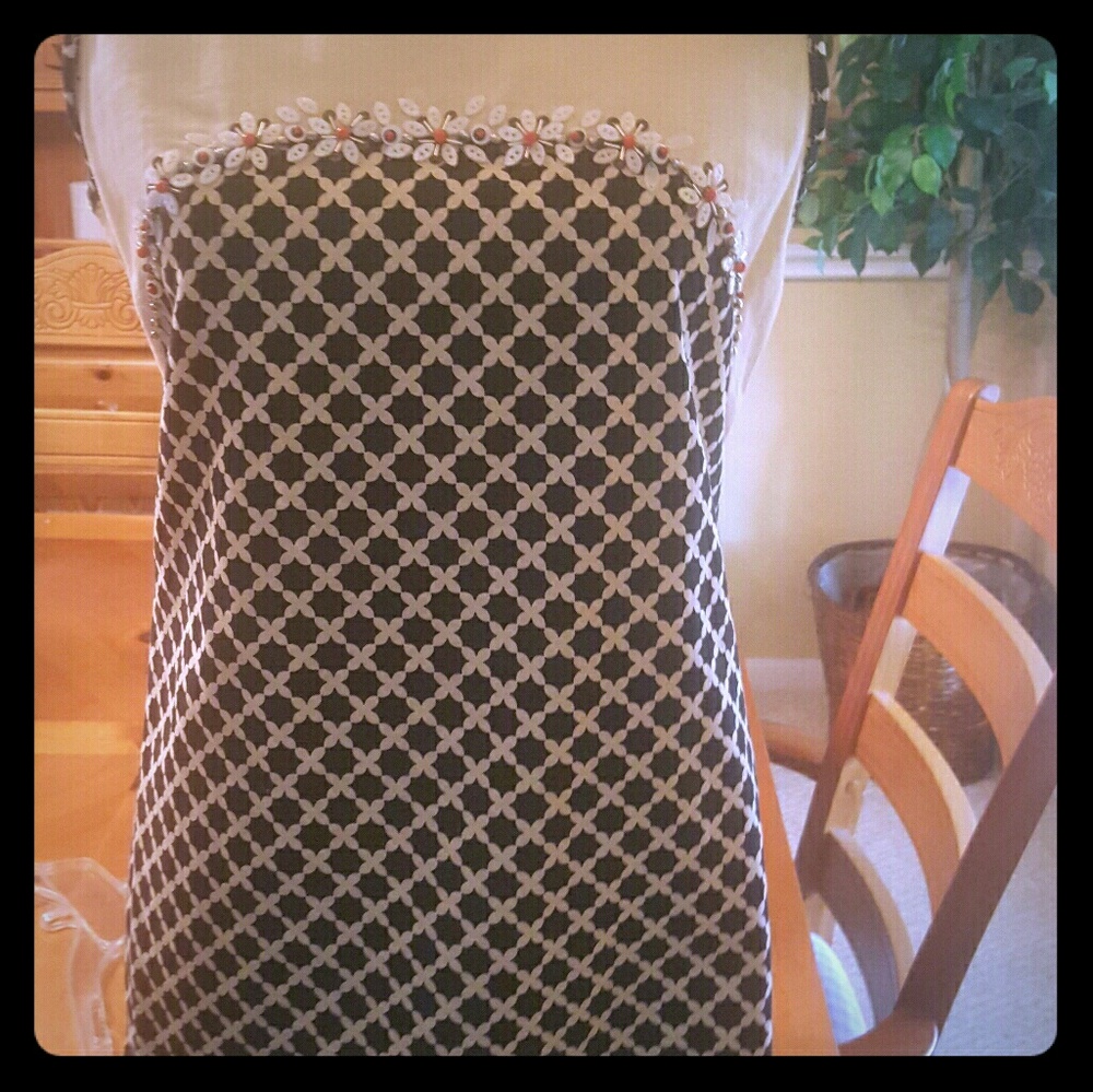 CHELSEA AND VIOLET DRESS