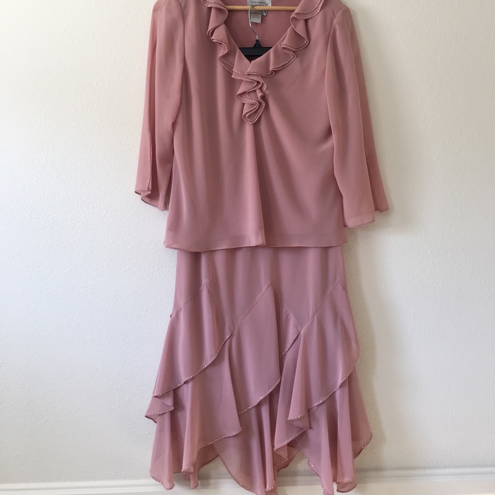 Blouse & Skirt