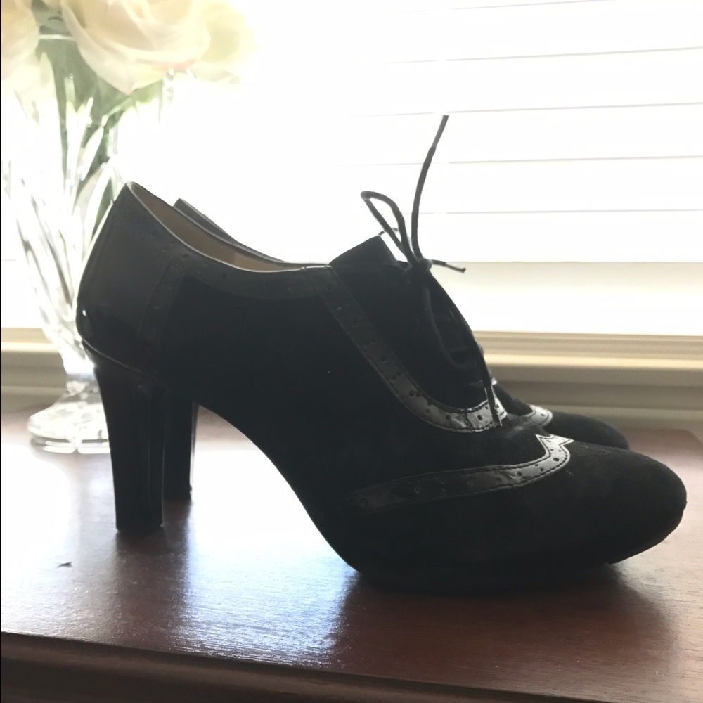 Anne Klein oxford ankle bootie heel