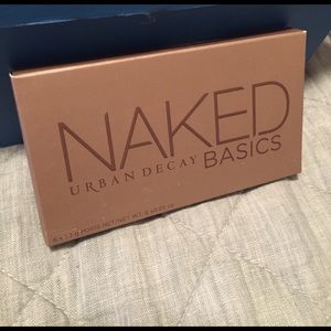 NAKED Basics Palette