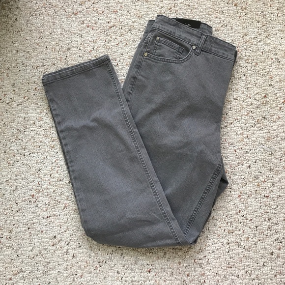 NWT Jones New York Secret Slimming Gray Jeans - Picture 7 of 8