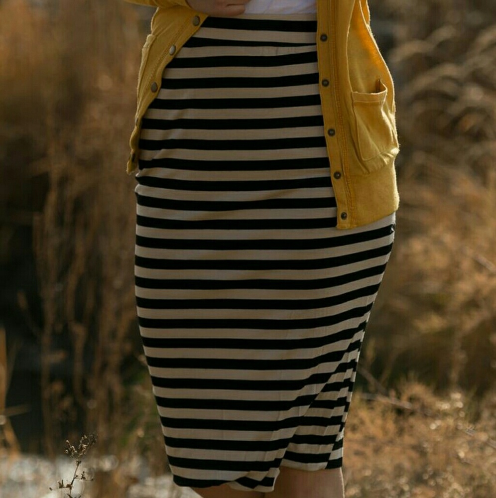 Cream and black striped midi skirt