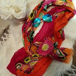 Vera Bradley scarf