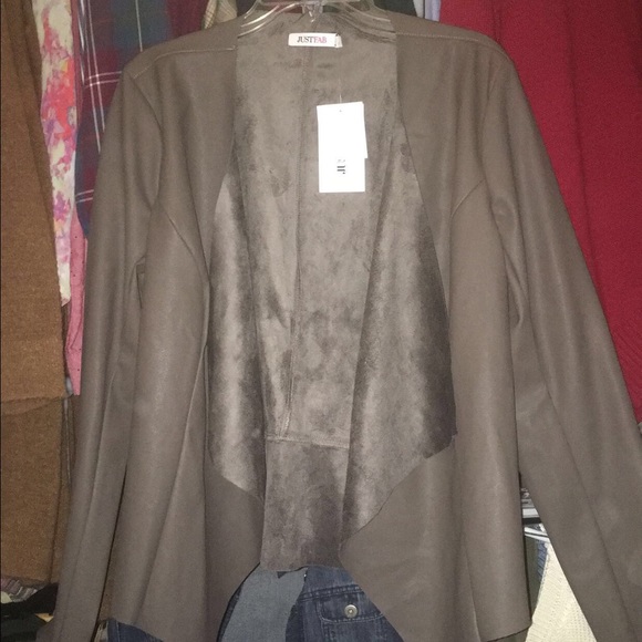 Easy Jacket - Picture 3 of 4