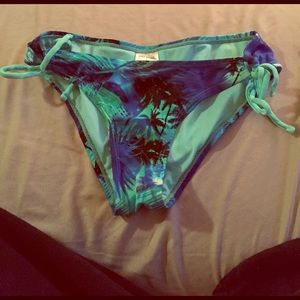 Wet seal bikini bottoms