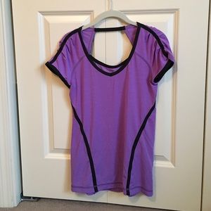Lululemon top , cute back cut out, size 8
