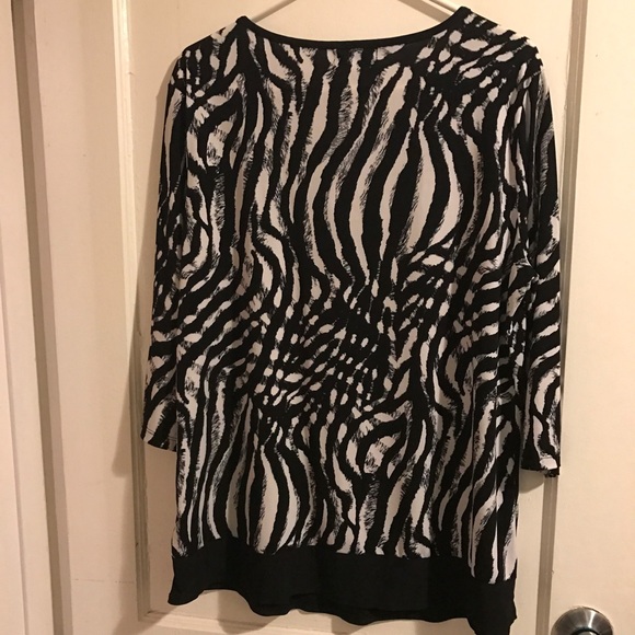 Blouse - Picture 2 of 2