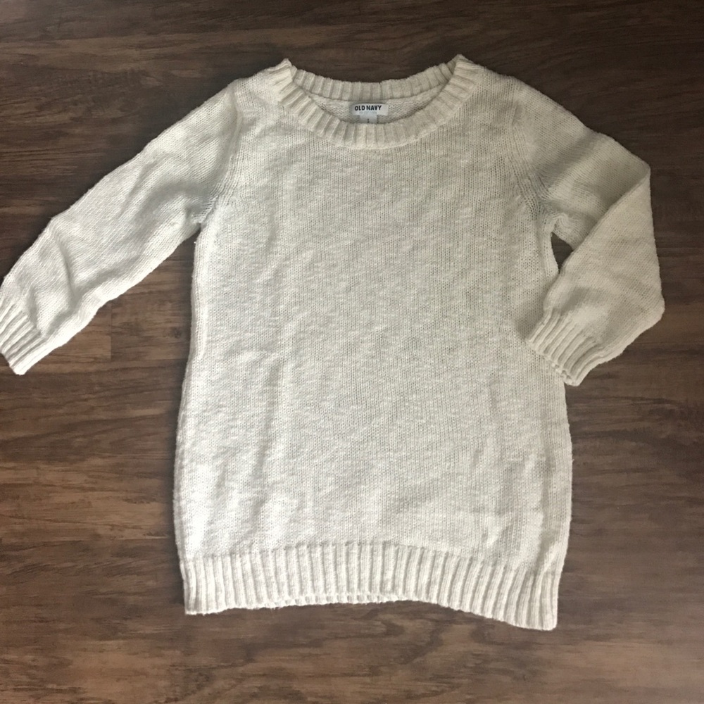 Quarter length sleeve sweater