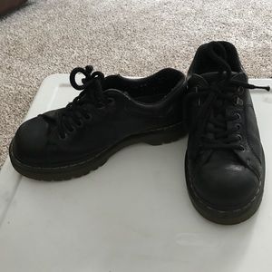 DR MARTENS SIZE US 7