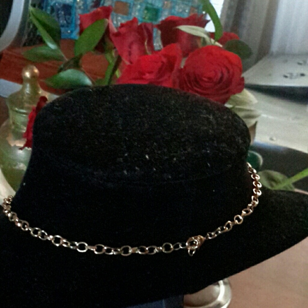 Necklace - Picture 3 of 3