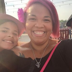 Meet your Posher, Naomie-ruth