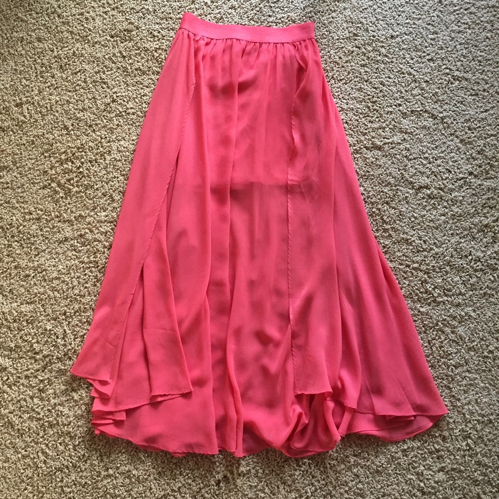 Chiffon maxi skirt with ruffle