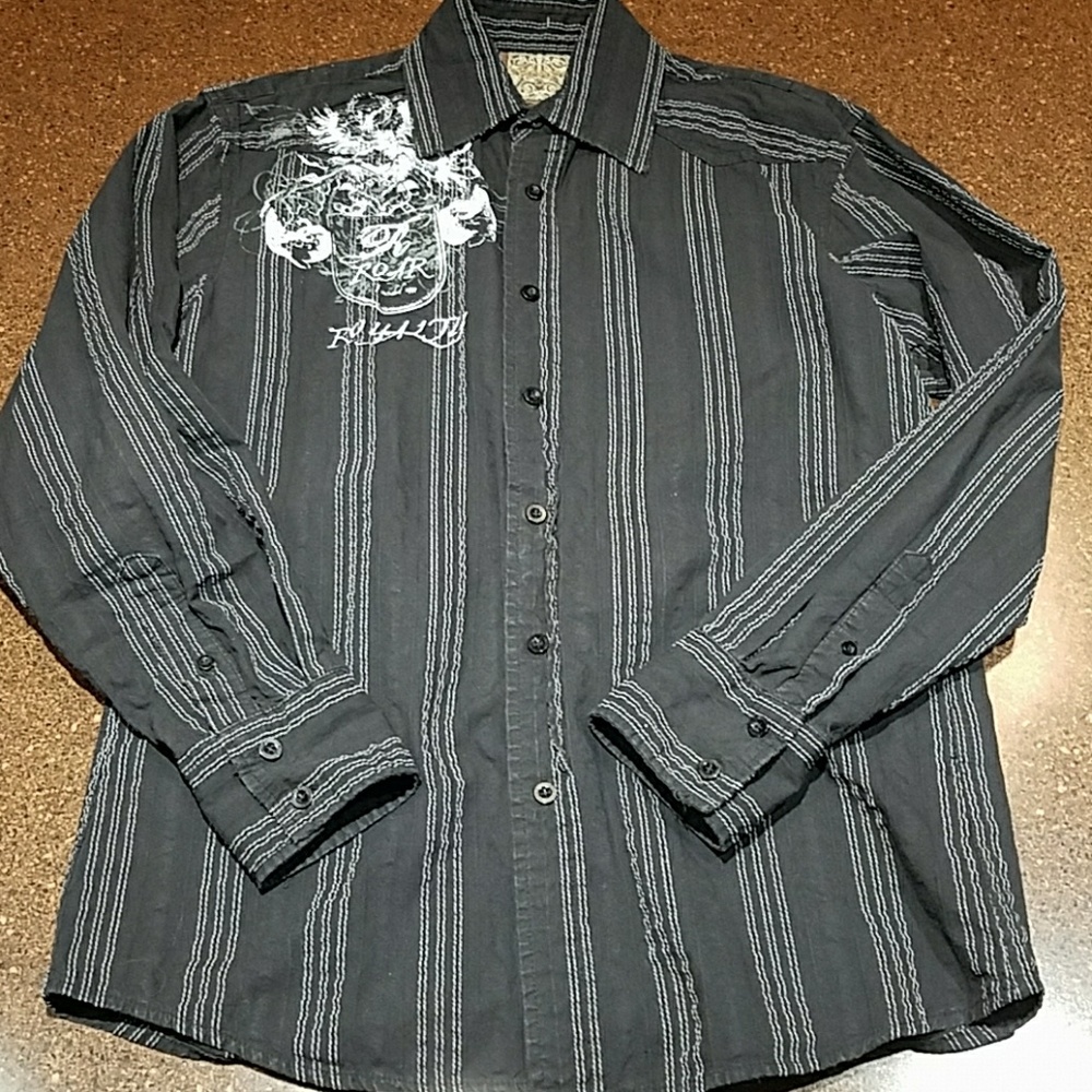 Men's Roar Button Down