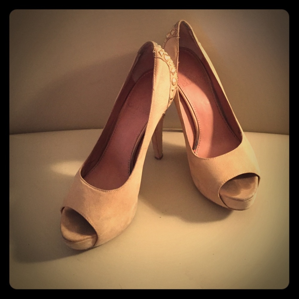 Studded Vince Camuto Suede Heels Size 5.5