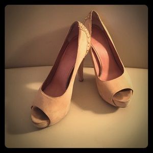 Studded Vince Camuto Suede Heels Size 5.5