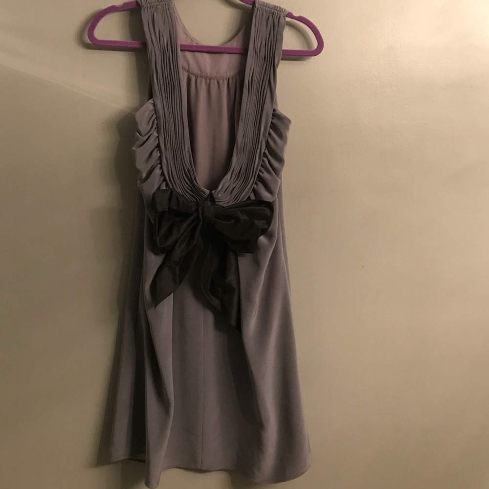 Vera Wang Gray Scoop Back Dress