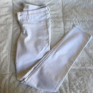 White jeggings