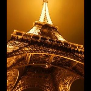 Meet your Posher, Andrea