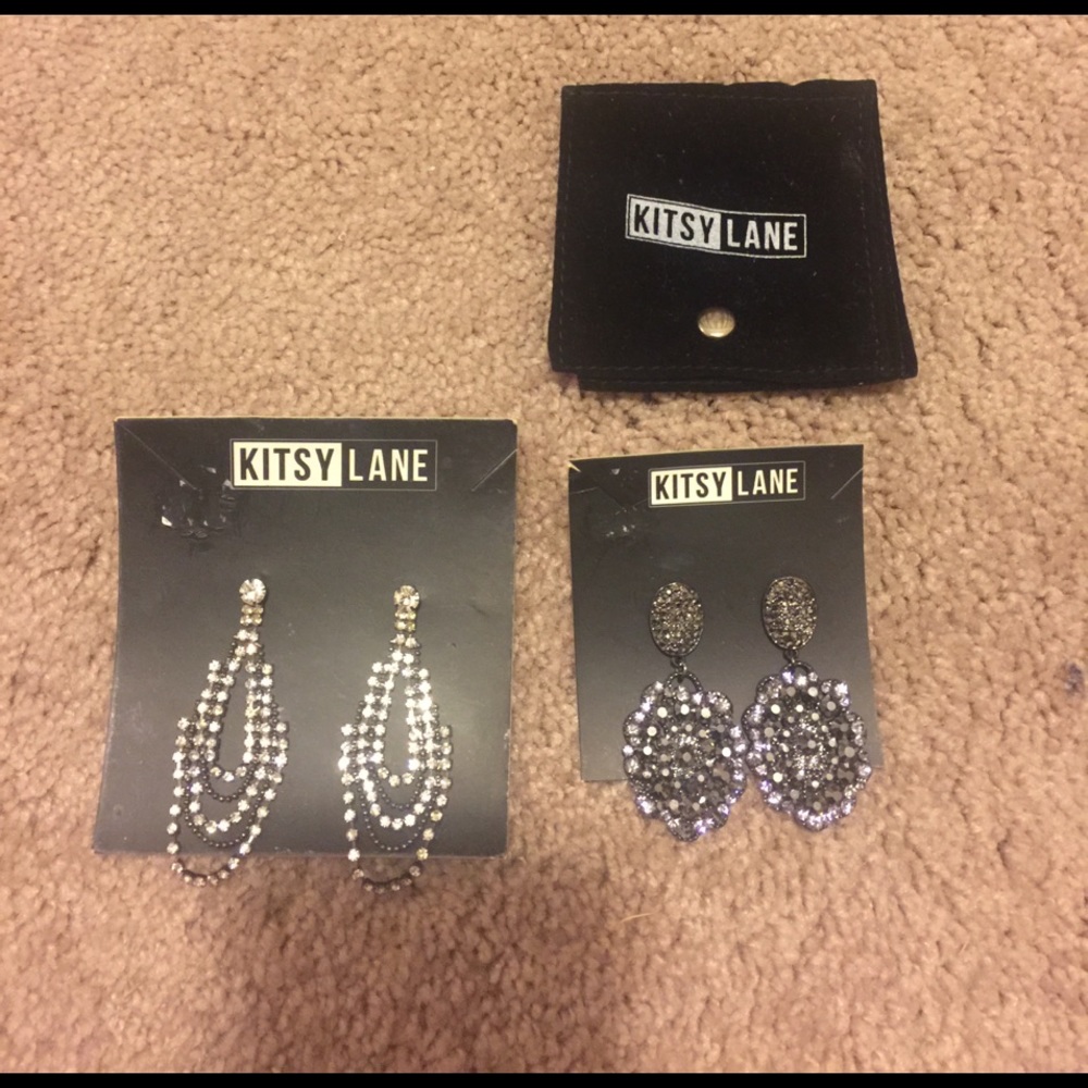 2 pair of Kitsy Lane earrings