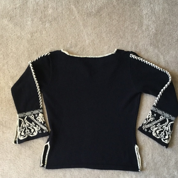 Cache sweater. - Picture 4 of 4