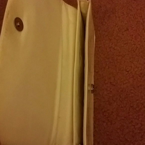 cream white envelope clutch - Picture 5 of 8
