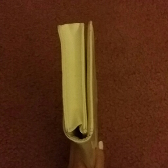 cream white envelope clutch - Picture 8 of 8