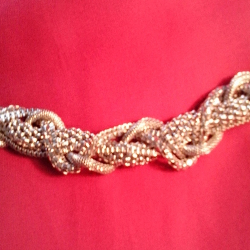 Necklace - Picture 2 of 2