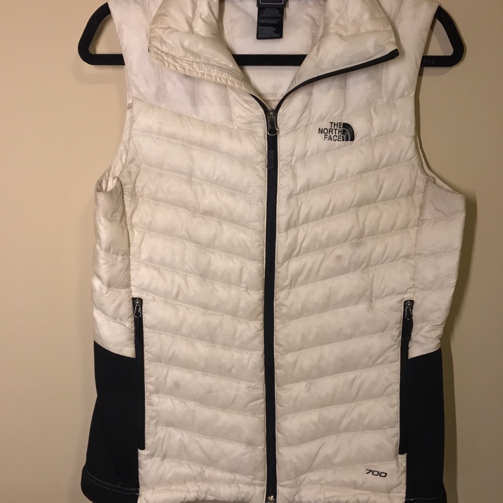 💭Northface vest💭