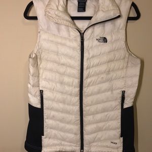 💭Northface vest💭