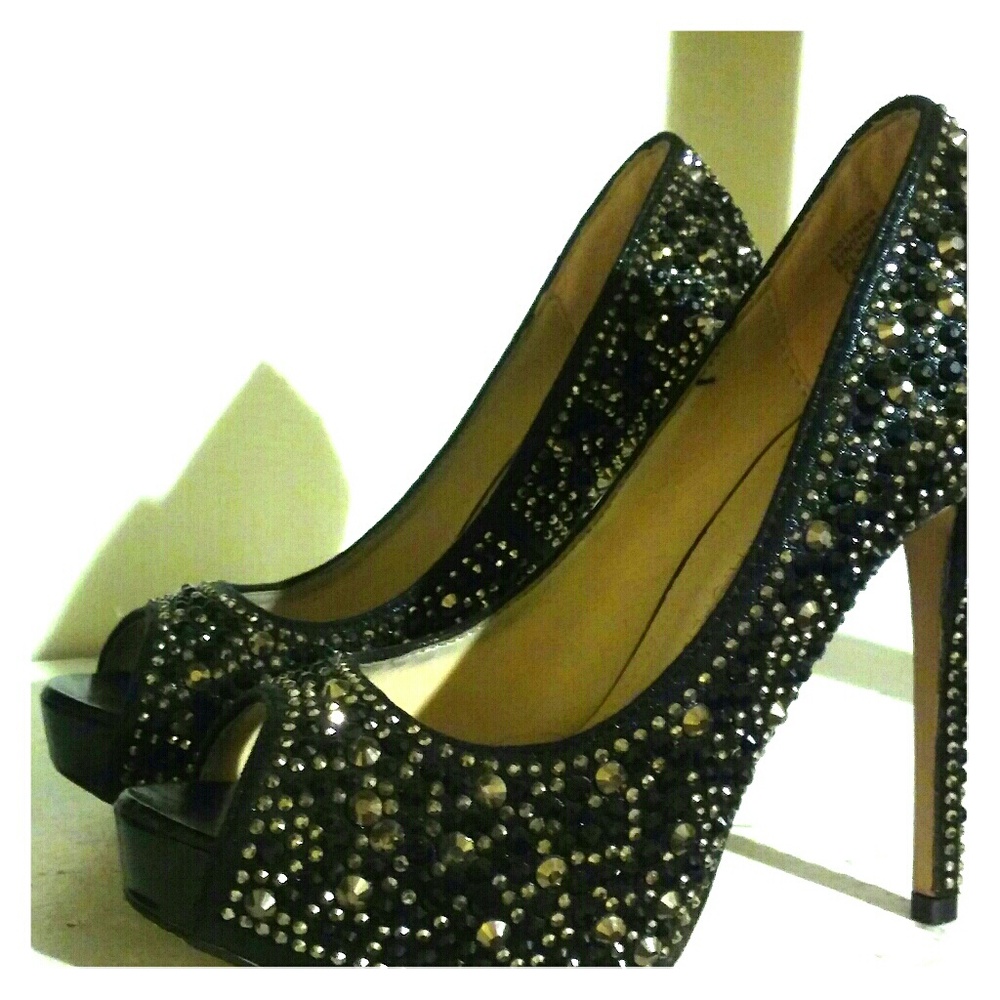 Boston Proper peep toe heels