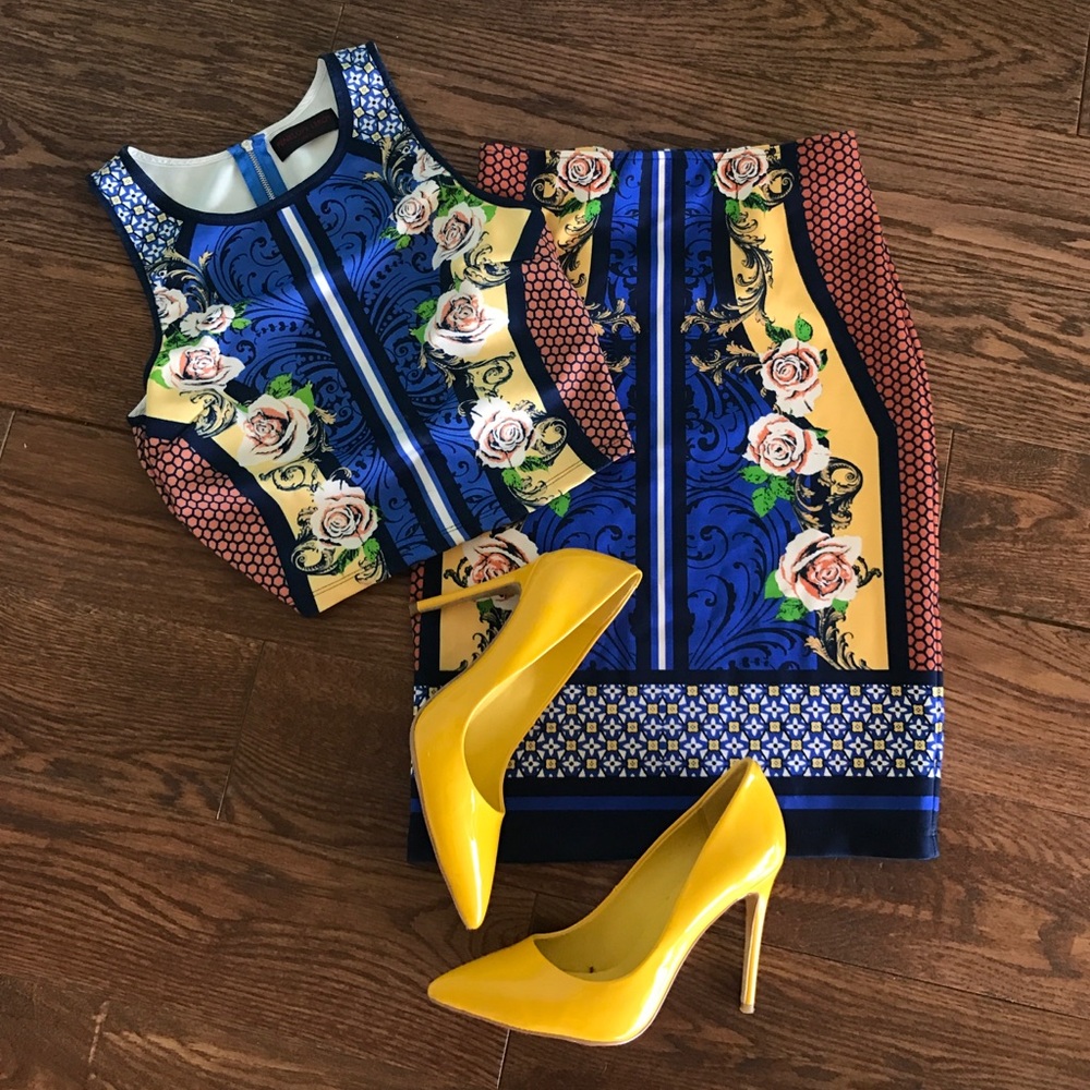 SALE ***Crop top + midi skirt