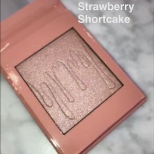 Kylighter in Strawberry Shortcake