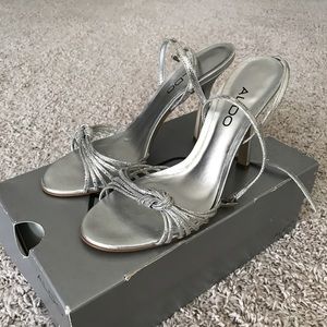 SALE Last Chance❣️ Aldo • Silver Party Sandals