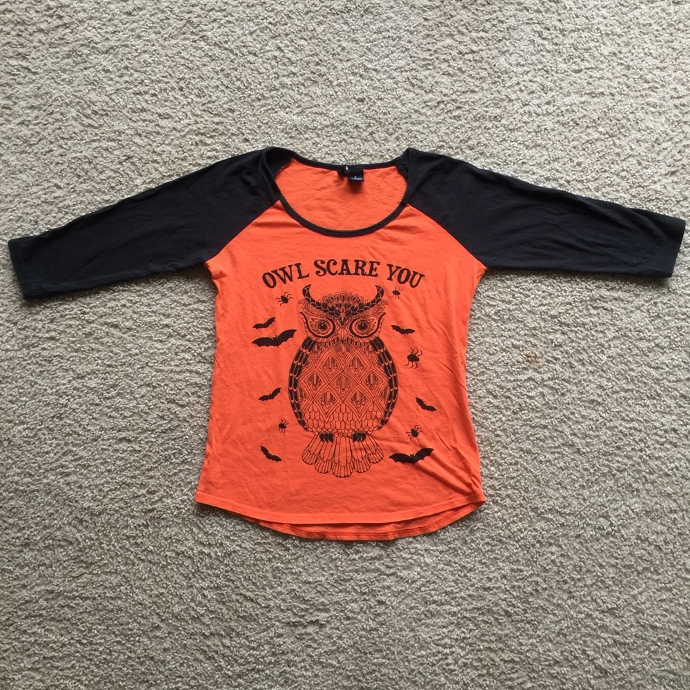 Women's small 3/4 sleeve Halloween T