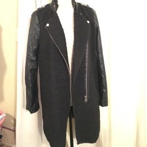 Designer new black quilted fuzzy long jacket med