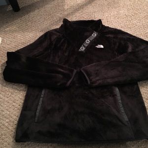 North Face Osito Pullover with Cowl