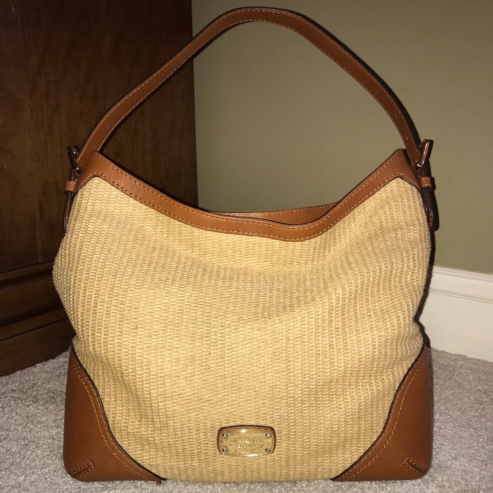 Sold! Michael Kors Millbrook straw/ leather hobo