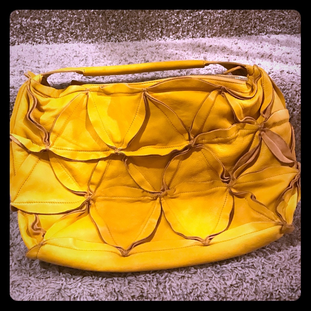 Shoulder Tote