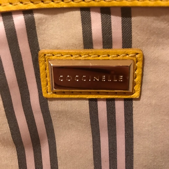 Shoulder Tote - Picture 3 of 3