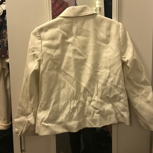 Jacket - Picture 2 of 4
