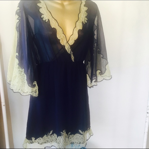 👗REDUCED 👗Navy blue with lace detail dress - Picture 4 of 4