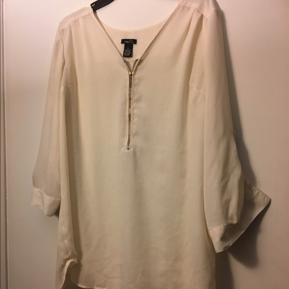 Cream zipper blouse!