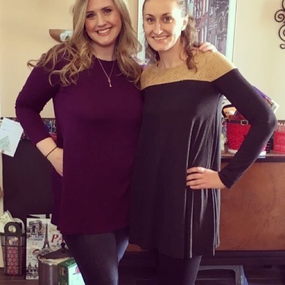 1X-3X Eggplant French Terry dress w/pockets - Picture 4 of 4