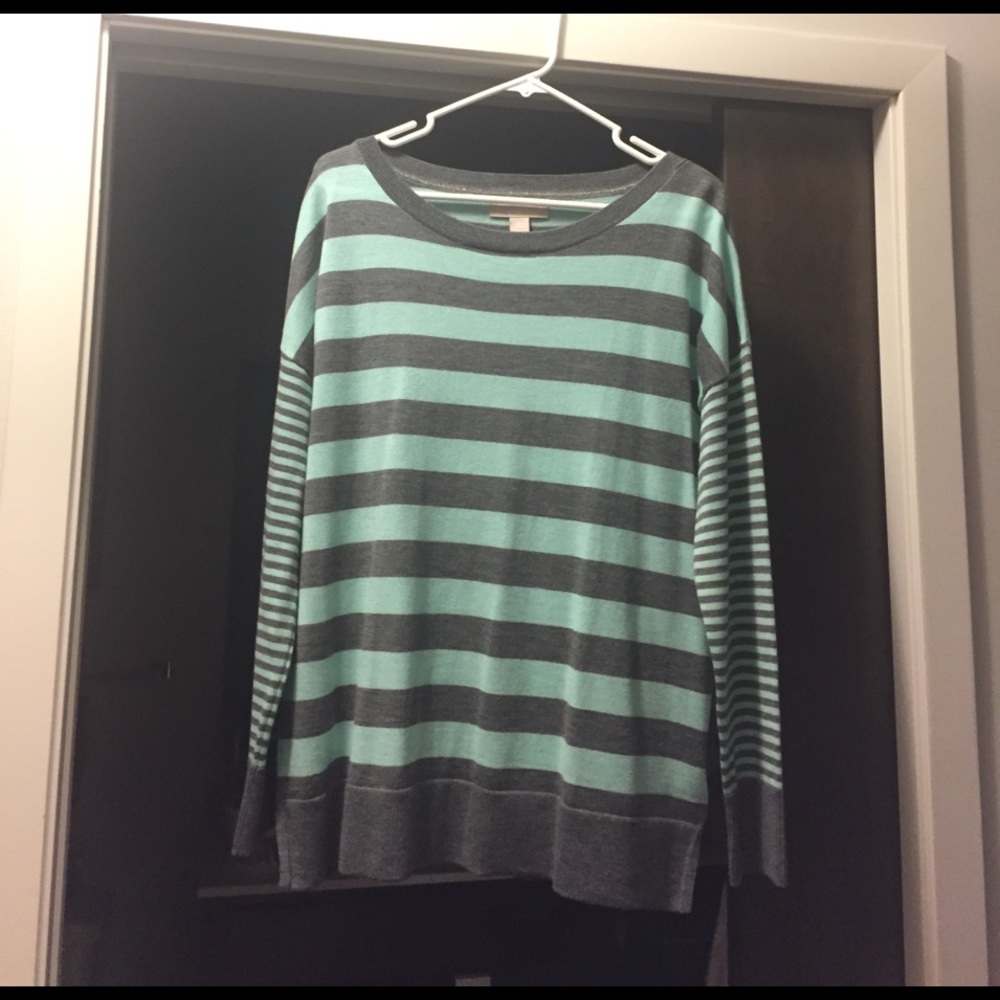Long sleeved sweater