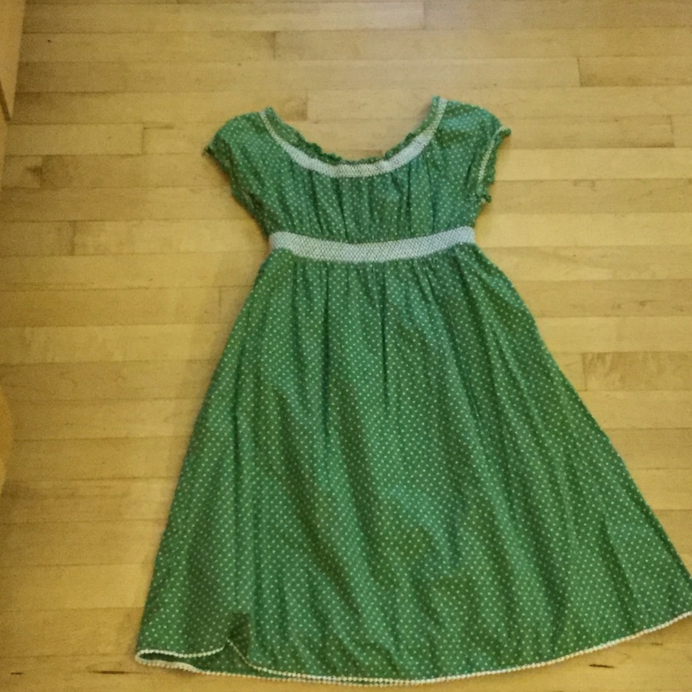 Green and white polka dotted dress👗