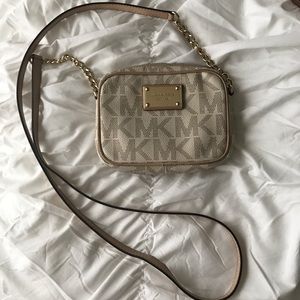 Michael Kors cross body