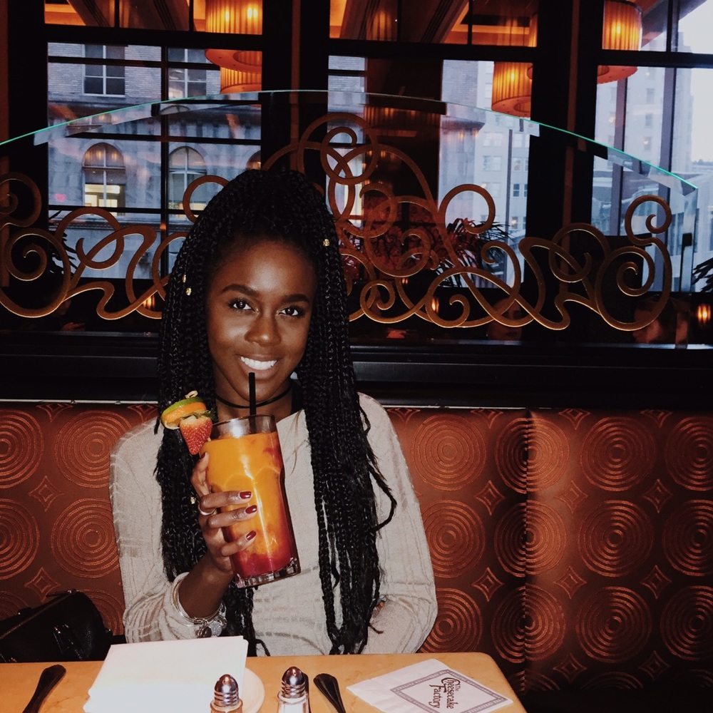 Meet your Posher, Adella